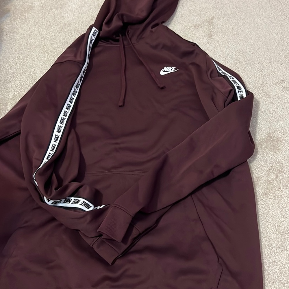 Men’s Nike hoodie